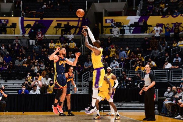 万光证券 库里没吸引力？詹姆斯不想去勇士跟库里当队友！杜兰特也不想！